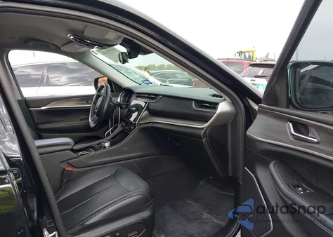 2022 Jeep Grand Cherokee L Limited 4X2 from USA, damaged, VIN 1C4RJJBG3N8548393